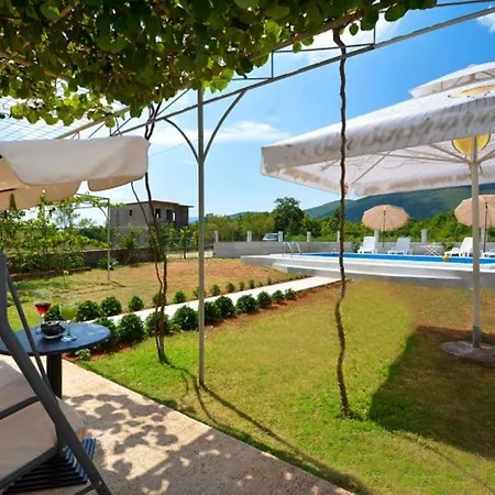 Kuca Za Odmor Silvano * Dicmo